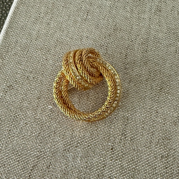 Christian Dior Brooch - Picture 2 of 8